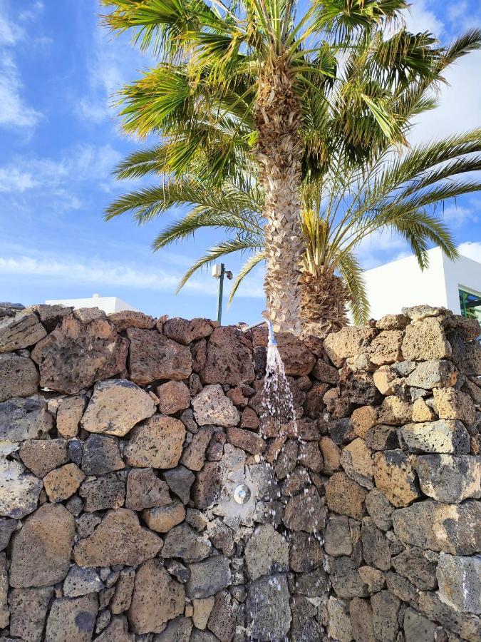 Ailana Suite Vistas Al Mar Y Con Piscina Costa Teguise Bagian luar foto