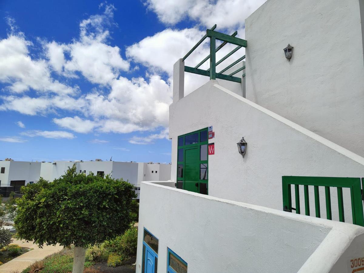 Ailana Suite Vistas Al Mar Y Con Piscina Costa Teguise Bagian luar foto