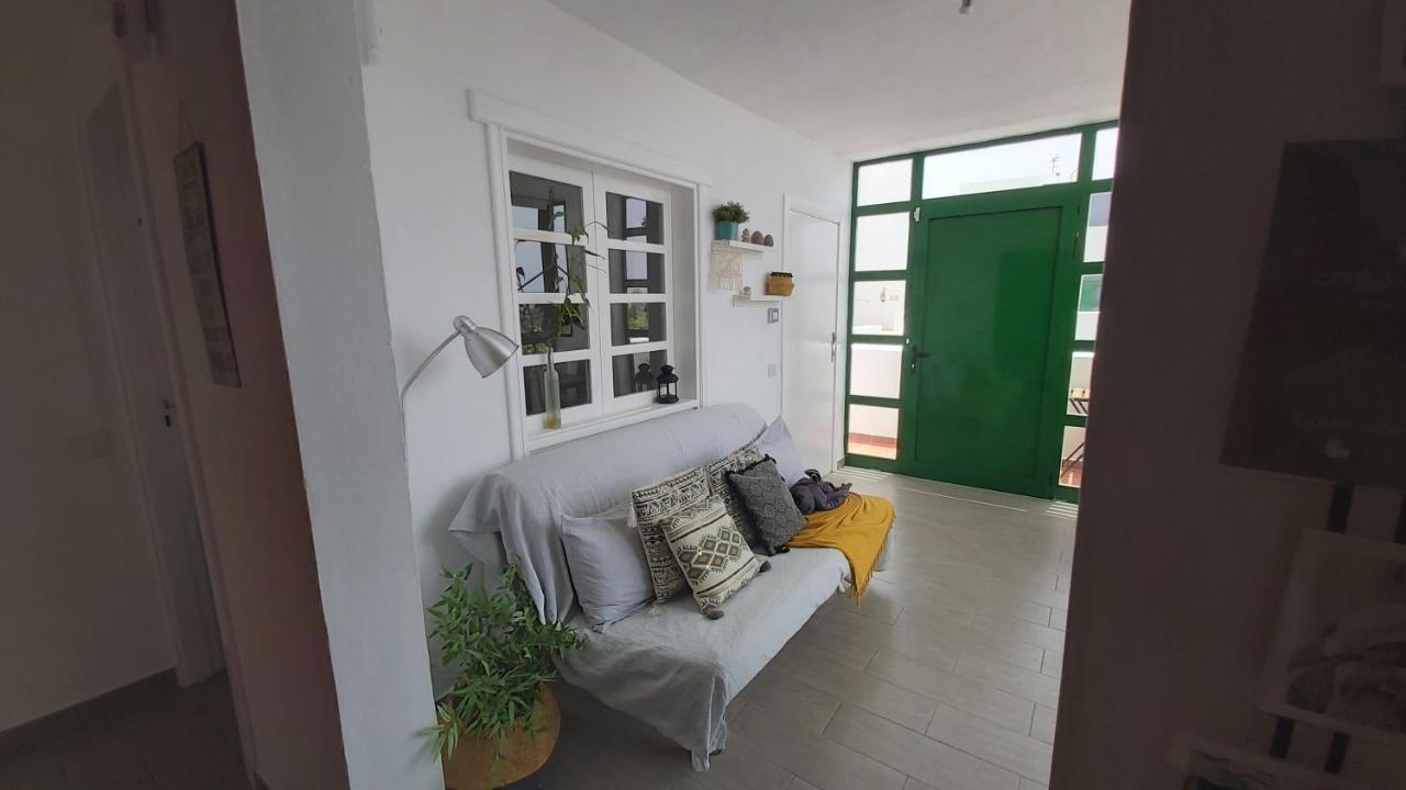 Ailana Suite Vistas Al Mar Y Con Piscina Costa Teguise Bagian luar foto
