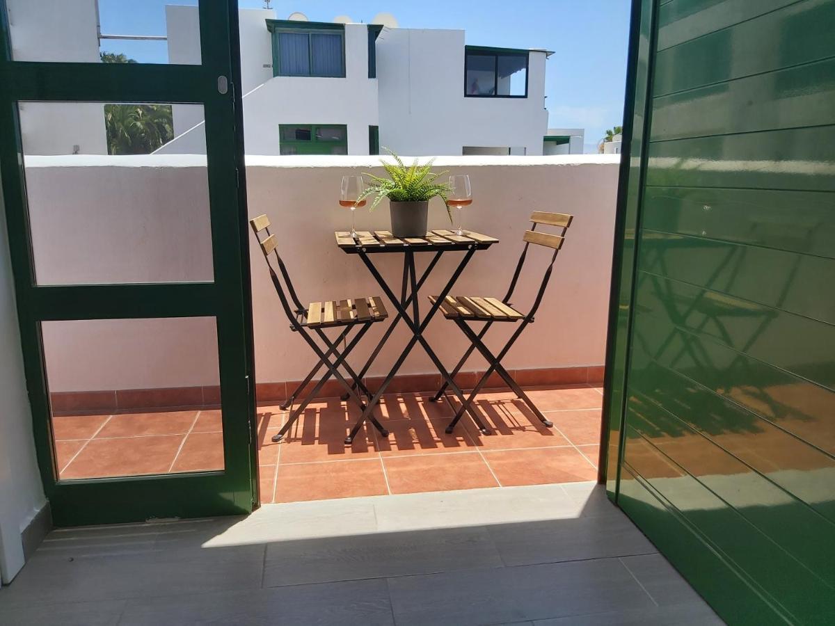 Ailana Suite Vistas Al Mar Y Con Piscina Costa Teguise Bagian luar foto