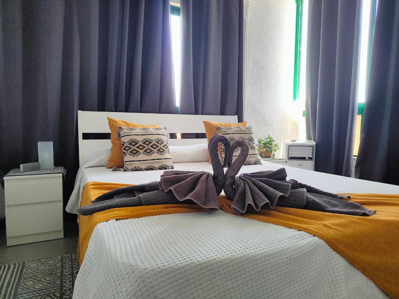 Ailana Suite Vistas Al Mar Y Con Piscina Costa Teguise Bagian luar foto