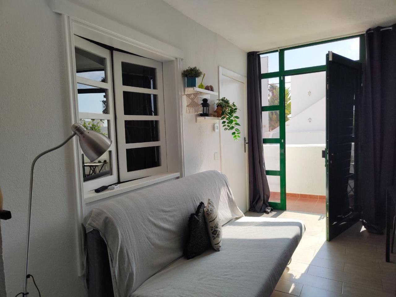 Ailana Suite Vistas Al Mar Y Con Piscina Costa Teguise Bagian luar foto